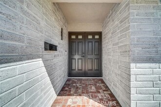 Building Photo - 17472 Bellport Cir