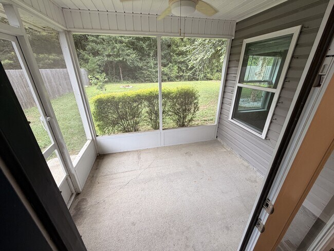 Building Photo - 4957 Wabash Pine Ct