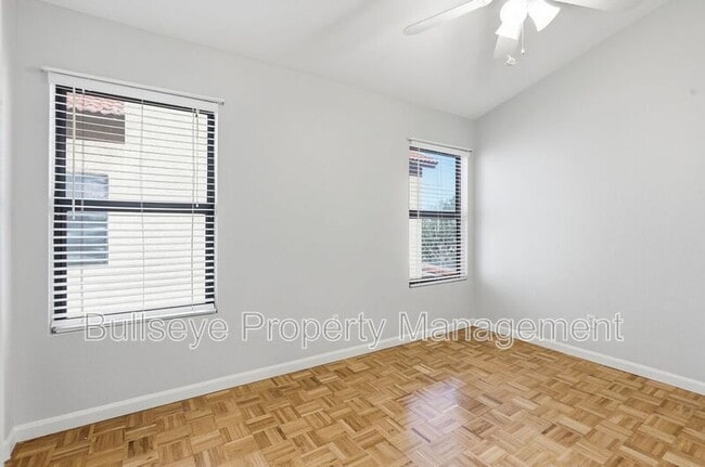 Building Photo - 4566 W Shannon St