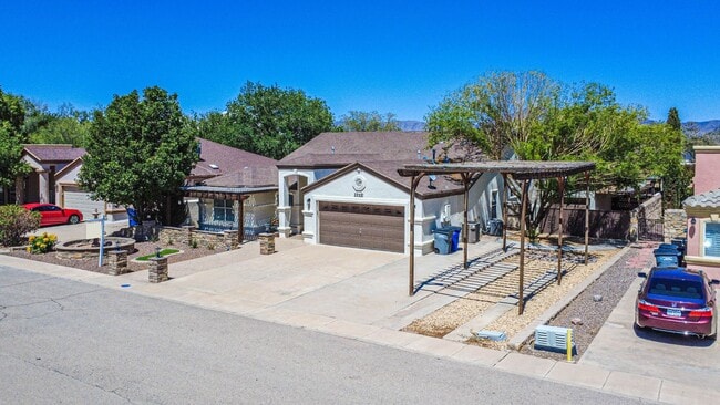Building Photo - 5948 Anapaula Dr