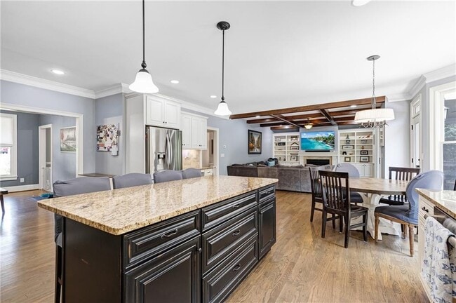Building Photo - 4332 Cove Way Dr NE