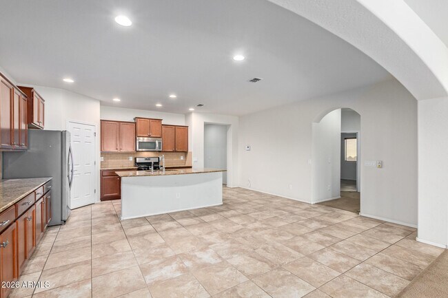 Building Photo - 1019 W Spur Dr