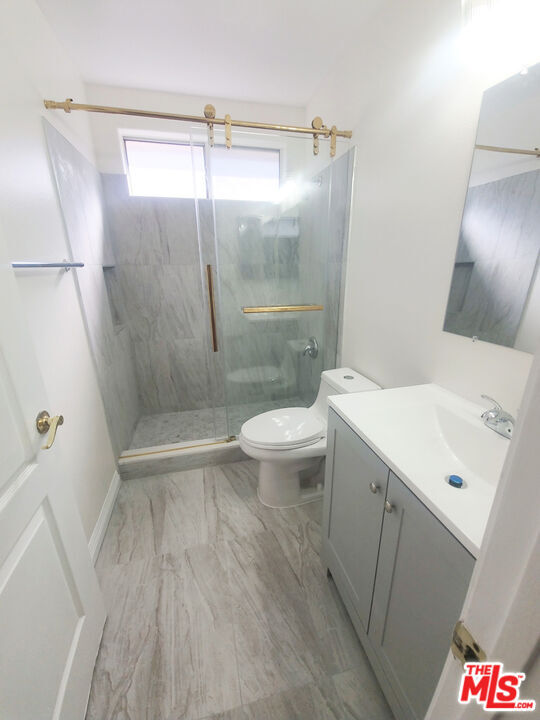 Building Photo - 4838 Elmwood Ave