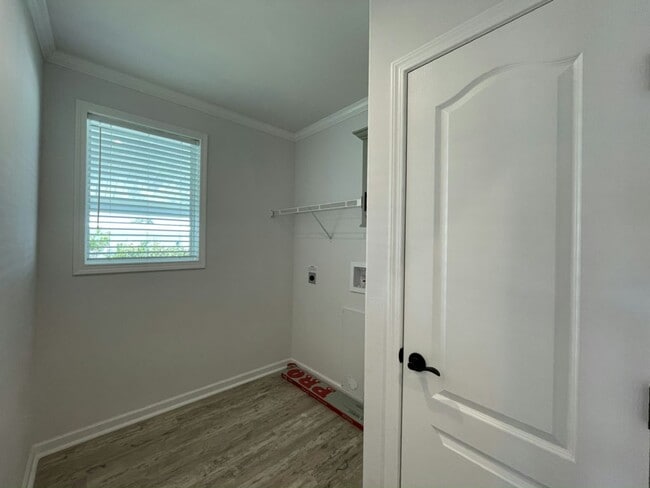 Building Photo - 960 Zacapa Ave