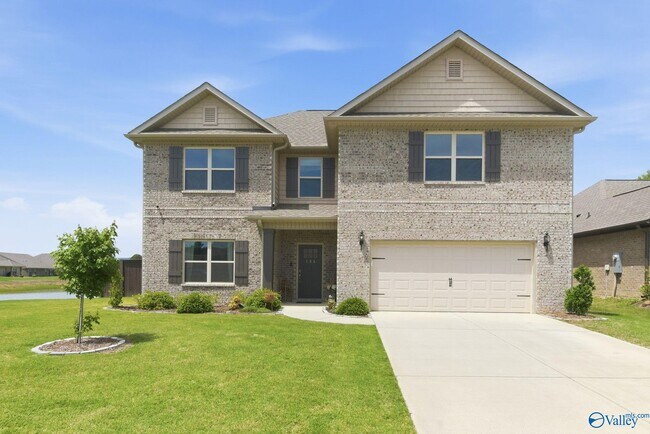 Building Photo - 135 Varina Dr