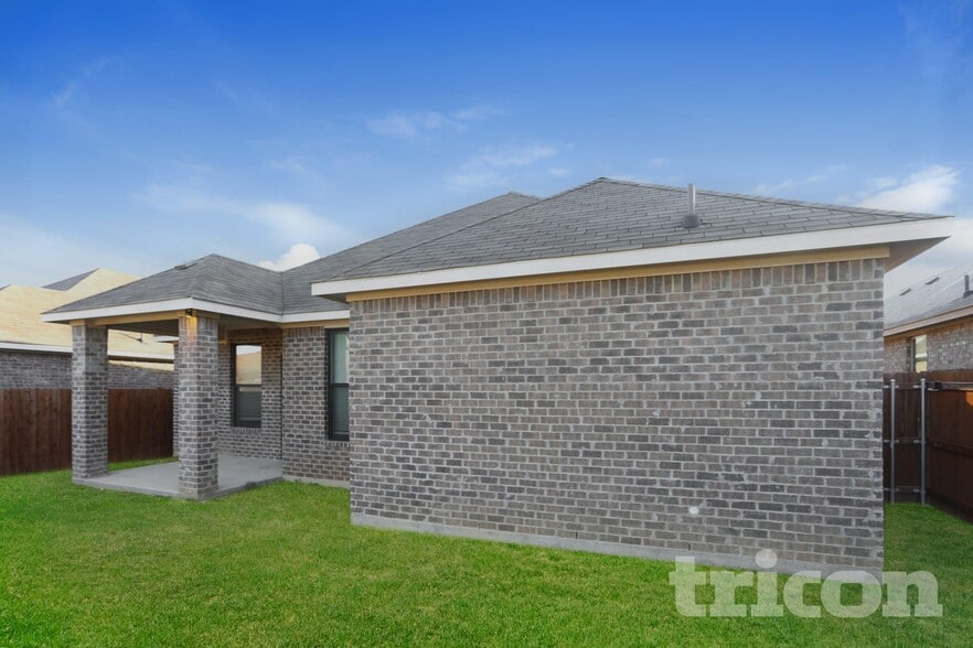 Building Photo - 10110 Ft Brown Trl