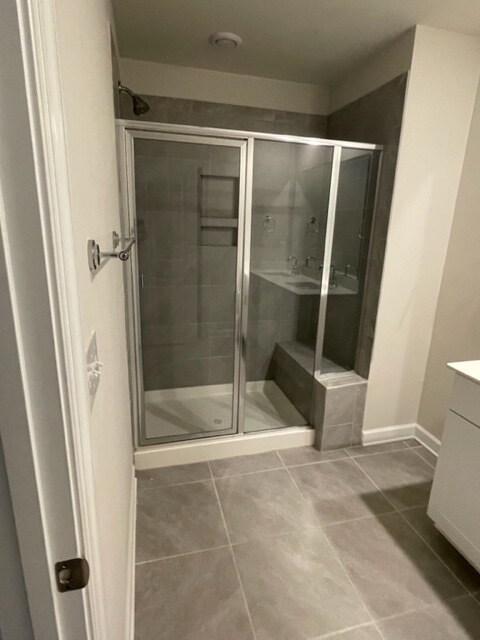 Building Photo - Almost new town home available now!