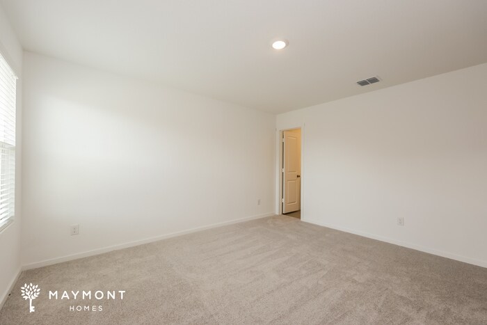 Building Photo - 1059 Neyland Dr