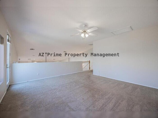 Building Photo - 3430 N Mountain Ridge