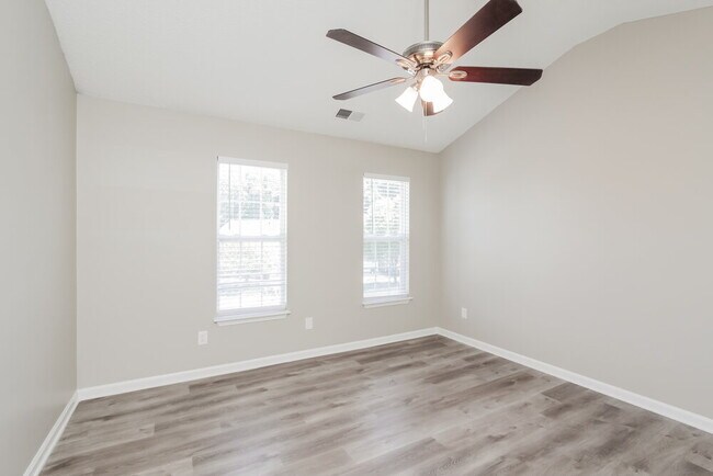 Building Photo - 11807 Golden Maple Ln