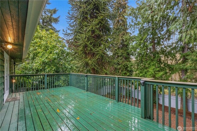 Building Photo - 3Bd/1.75Ba Seattle House