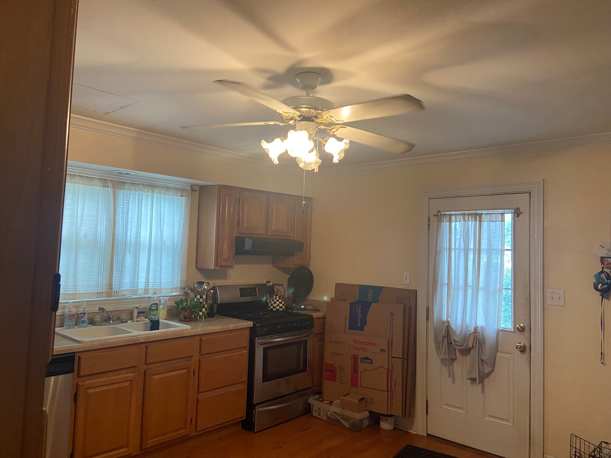 Kitchen - 129 34th St
