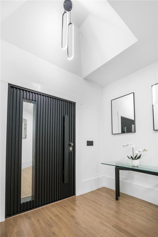 Building Photo - 507 Karen Ln