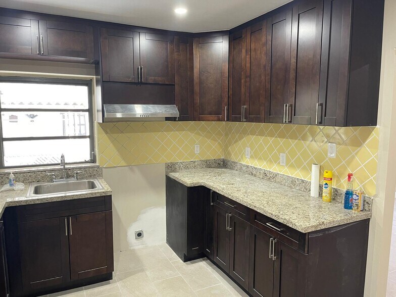 Kitchen Angle 2 - 3344 SW 22nd Ter