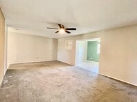 Building Photo - 1943 Sky Dr