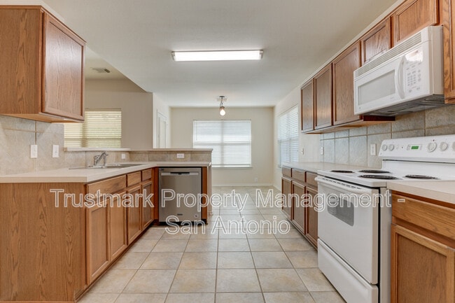 Building Photo - 1644 Cloudy Brook
