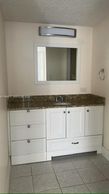 Building Photo - 16919 N Bay Rd