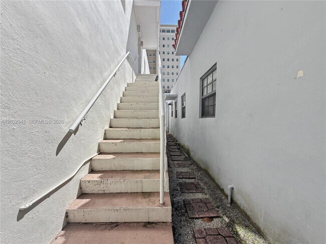 Building Photo - 350 Minorca Ave