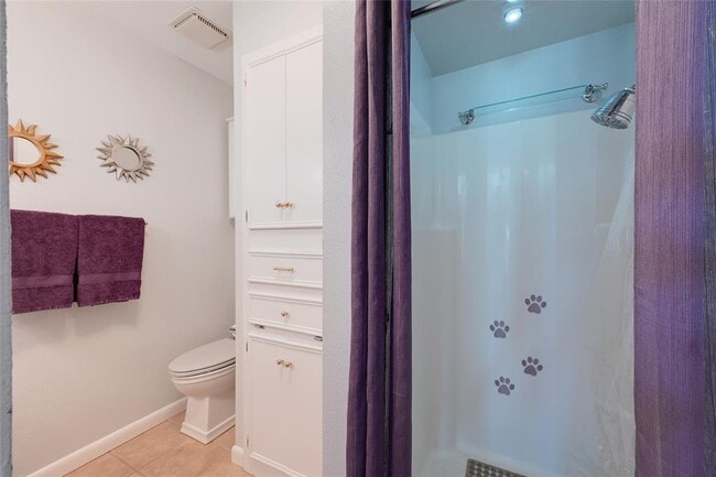 Building Photo - 2437 Crosswind Dr