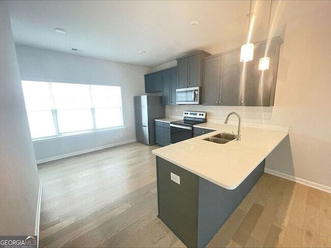 Building Photo - 2623 Hedgeway Cir