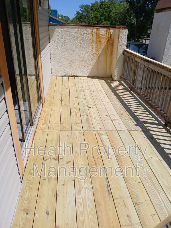 Building Photo - 4624 Landscape Dr