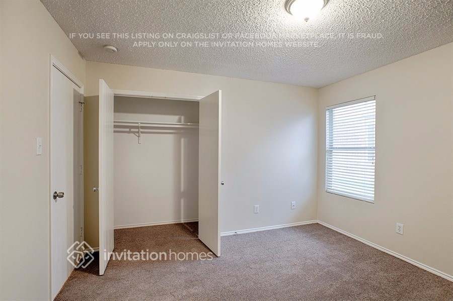 Building Photo - 4604 Bellcrest Dr