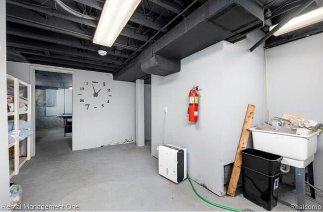 Building Photo - 508 Miller Ave