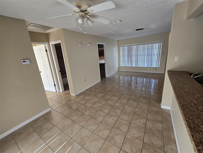 Building Photo - 369 Dundee Dr