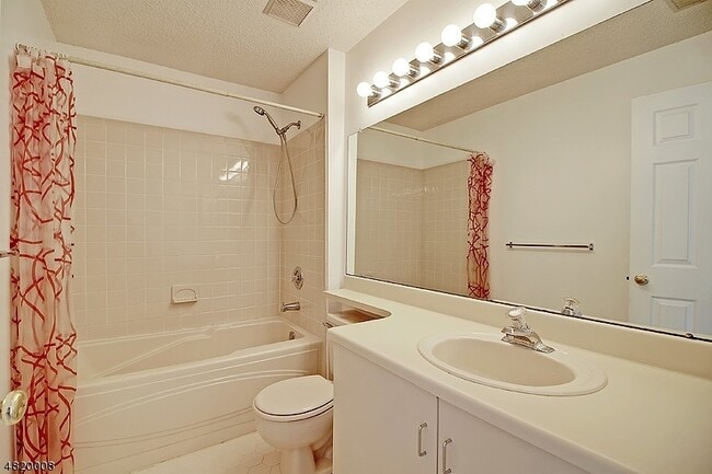 Building Photo - 4006 Riddle Ct