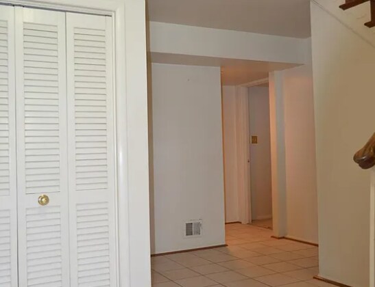 Building Photo - 4616 Twinbrook Rd
