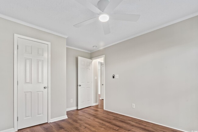 Building Photo - 257 Stone Throw Dr