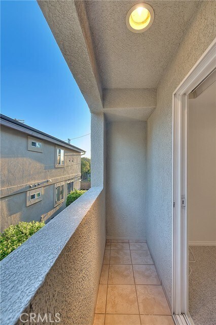Building Photo - 3105 Walton Ave