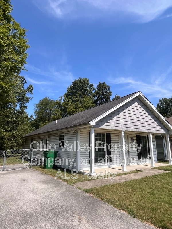 Building Photo - 7097 Columbia Ave