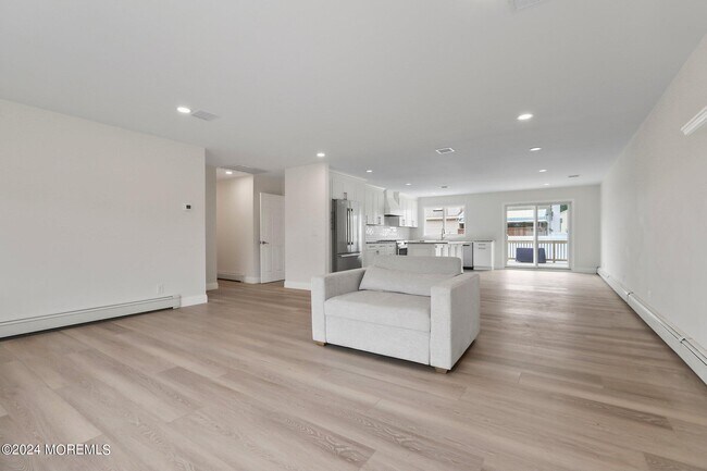 Building Photo - 1419 Joseph St