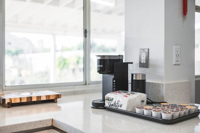 Building Photo - 1519 Walnut Ave