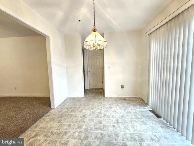 Building Photo - 1014 Zircon Ct