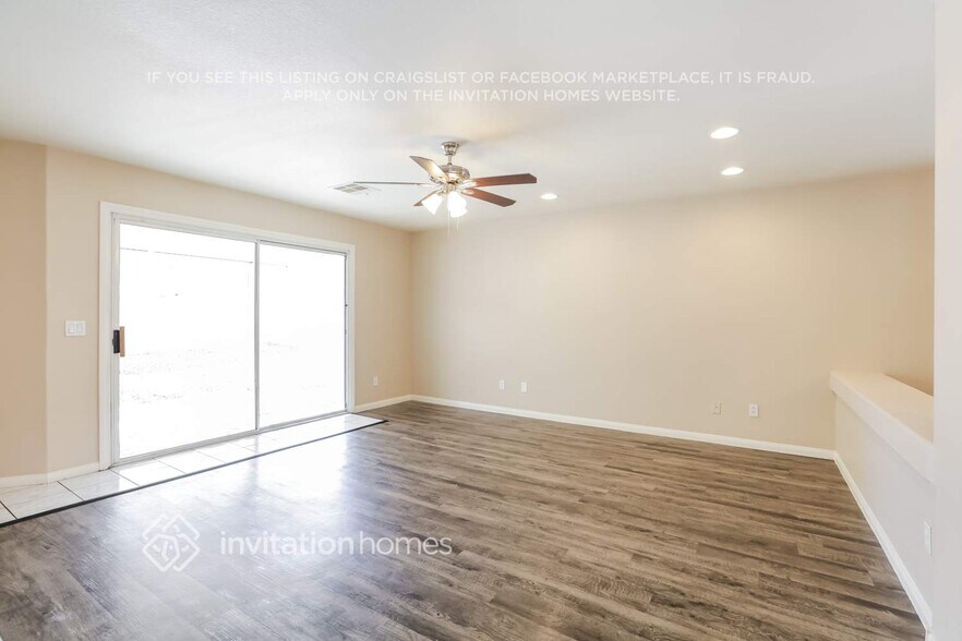 Building Photo - 8637 W Gilmore Ave