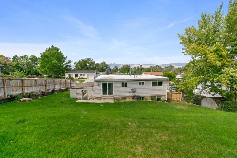 Building Photo - 10455 S Larkspur Cir