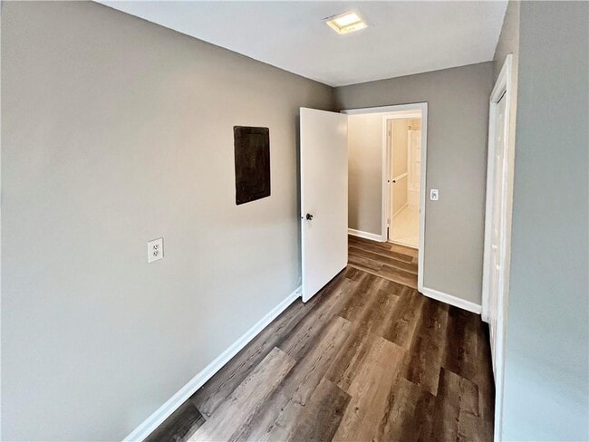 Building Photo - 2692 Post Oak Ct