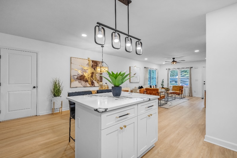 Building Photo - 2933 Cloverhurst Dr