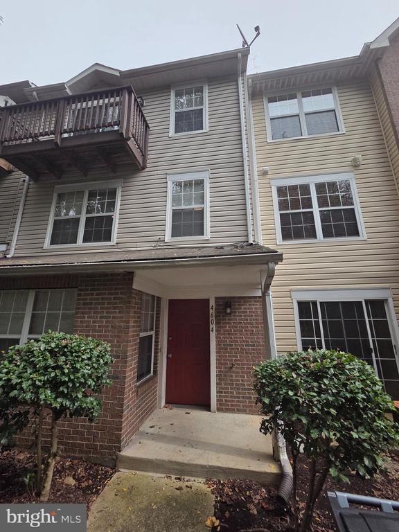 Building Photo - 4604 Deepwood Ct