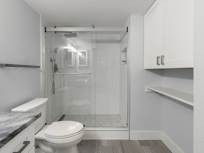 Building Photo - 2870 Pharr Ct S Northwest