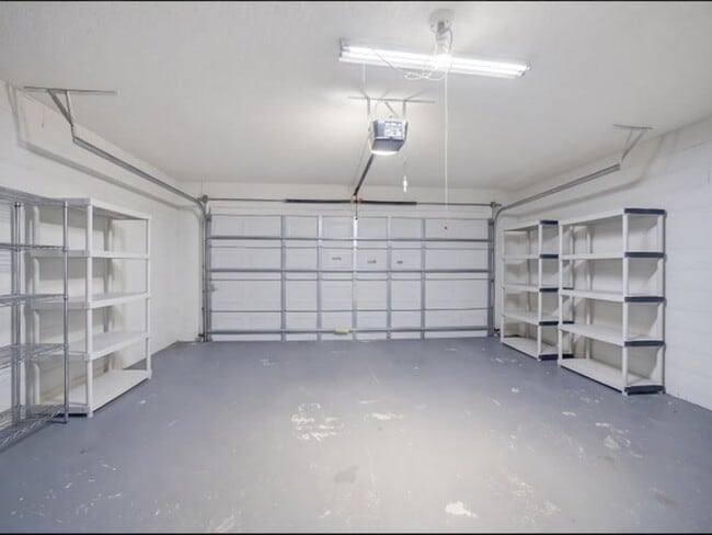 Building Photo - 2036 NW 183rd Cir
