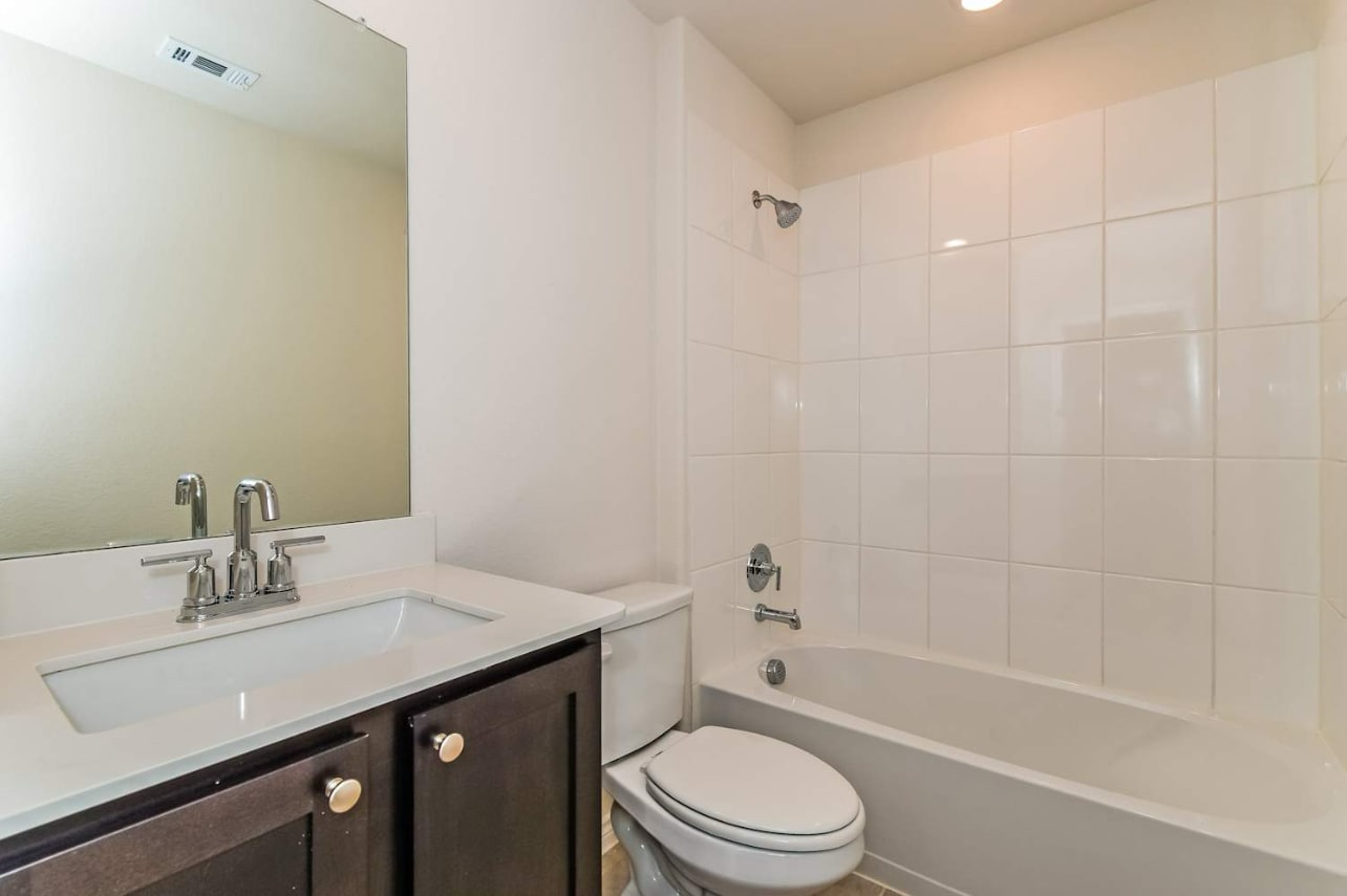 Building Photo - 7417 Alfriston Pl