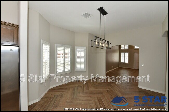Building Photo - 6933 Copper Town Dr