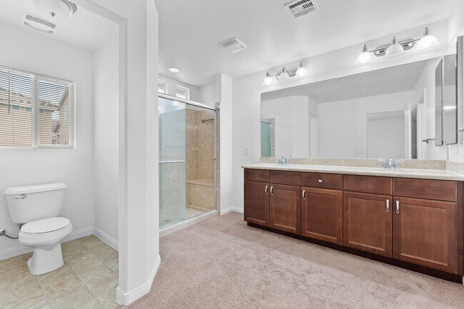 Building Photo - Stunning 4 Bedroom Home in South Las Vegas Area