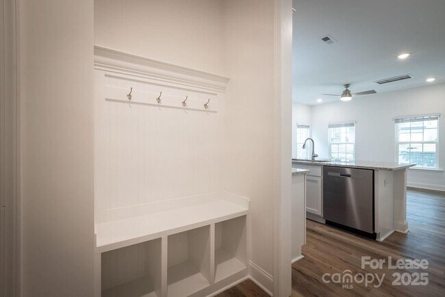 Building Photo - 5021 Cherry Gum Ct