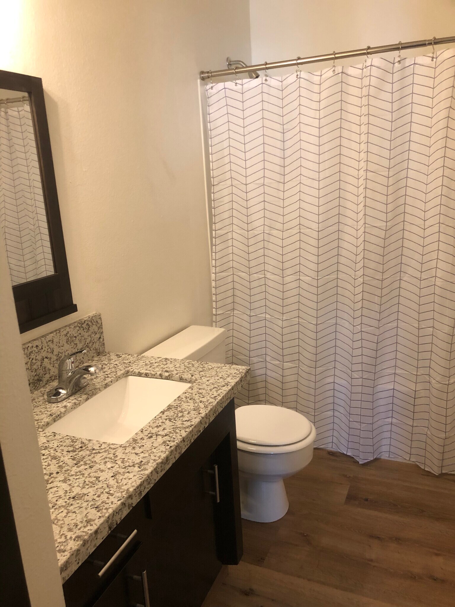 Bath - 2706 S Sallee Ct