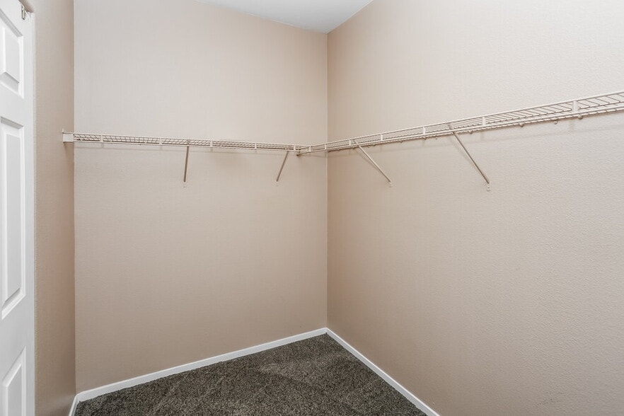 Building Photo - 5421 Sea Water Way