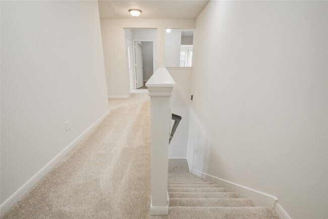 Building Photo - 8542 Village Rose Ln